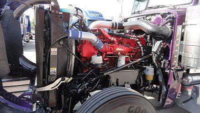 2017 Peterbilt 389