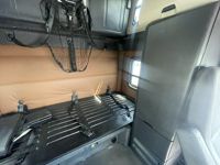 2020 Freightliner CASCADIA 126