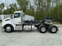 2023 Peterbilt 579-117