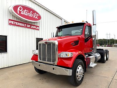 2020 Peterbilt 567