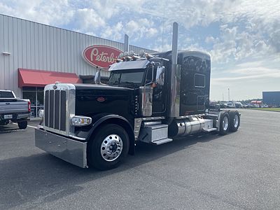 2022 Peterbilt 389