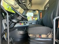 2020 Freightliner CASCADIA 126