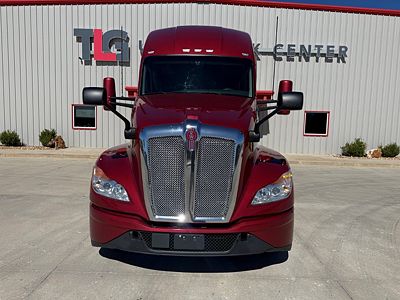 2022 Kenworth T680