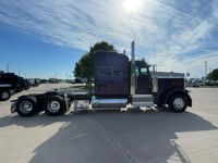 2023 Peterbilt 389