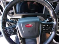 2023 Peterbilt 579
