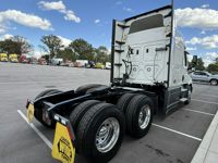 2022 Freightliner CASCADIA 116