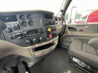 2022 Peterbilt 579