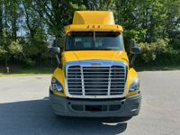 2015 Freightliner CASCADIA 125
