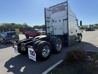 2022 Freightliner CASCADIA 116