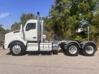 2017 Kenworth T880