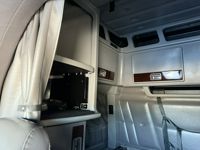 2022 Peterbilt 389