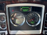 2022 Kenworth W900