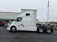 2017 Volvo VNL64T670