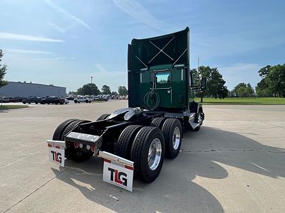 2023 Kenworth T680