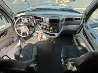 2021 Peterbilt 579