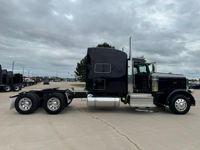 2020 Peterbilt 389
