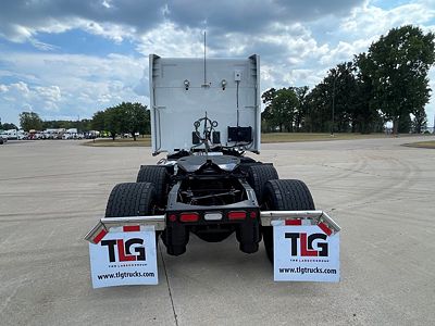 2025 Peterbilt 579