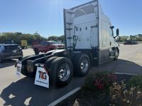 2022 Freightliner CASCADIA 116