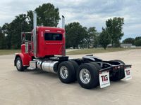 2019 Peterbilt 389
