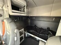 2022 Kenworth T880