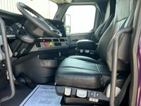 2022 Freightliner CASCADIA 126