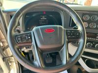 2022 Peterbilt 567