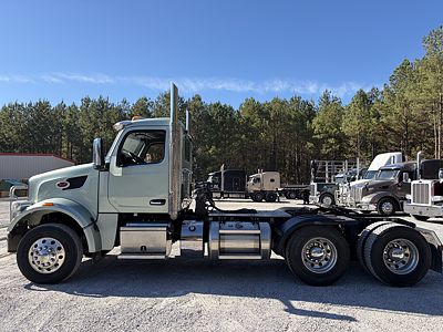 2023 Peterbilt 567