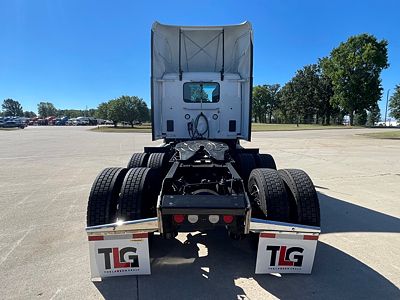 2023 Kenworth T680