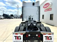 2022 Peterbilt 567