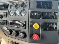 2022 Peterbilt 567