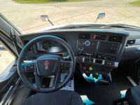 2022 Kenworth T680