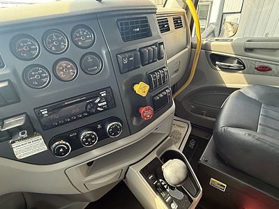2020 Peterbilt 567