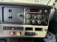 2022 Freightliner CASCADIA 116