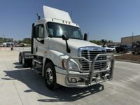 2020 Freightliner CASCADIA 125