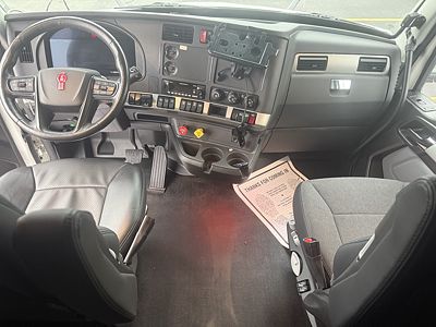 2024 Kenworth T680
