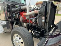 2023 Peterbilt 389