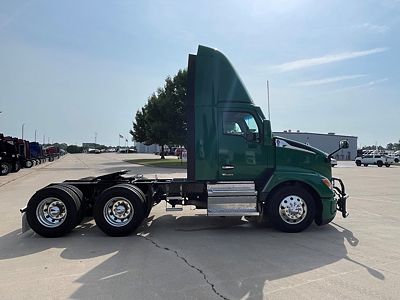 2023 Kenworth T680