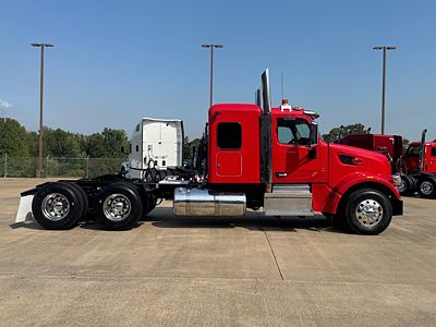 2020 Peterbilt 567