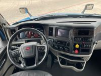 2023 Peterbilt 579