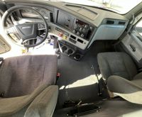 2021 Freightliner CASCADIA 126