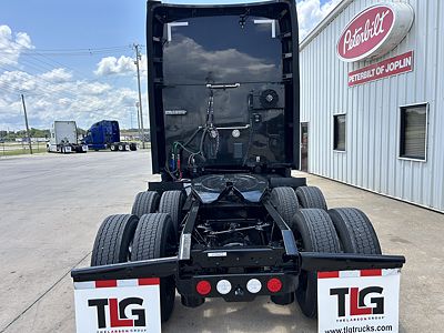 2023 Kenworth T680