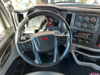 2023 Peterbilt 579