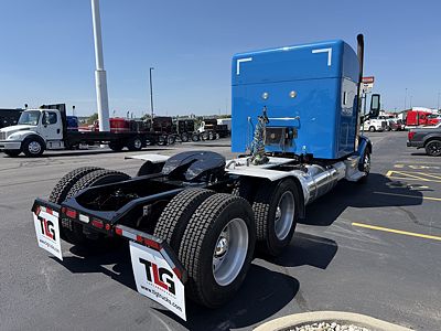 2020 Peterbilt 567