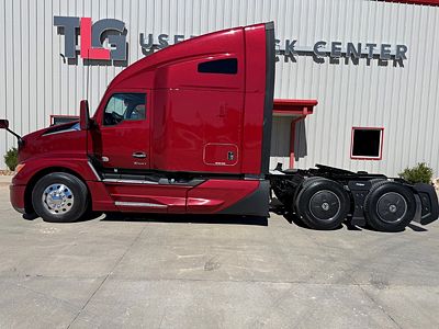 2022 Kenworth T680