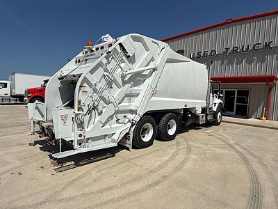 2018 International 7400