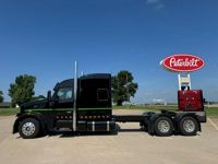 2023 Peterbilt 567