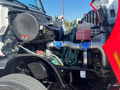 2025 Volvo Vnl 860