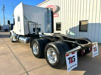 2022 Peterbilt 567