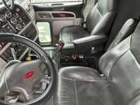 2016 Peterbilt 389-131