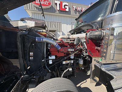 2022 Kenworth W900L